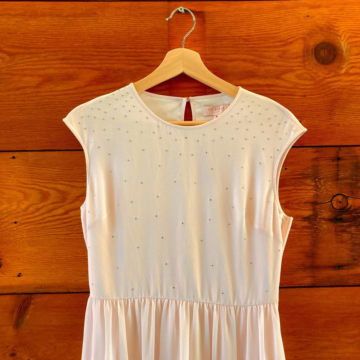 2 / M - Ted Baker Pale Pink Scallop Hem Vienne Embellished Dress 0911EE