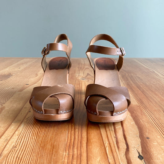 38 / 8 - Swedish Hasbeen $370 Brown Leather Merci Clog Sandals *worn once 1016LD