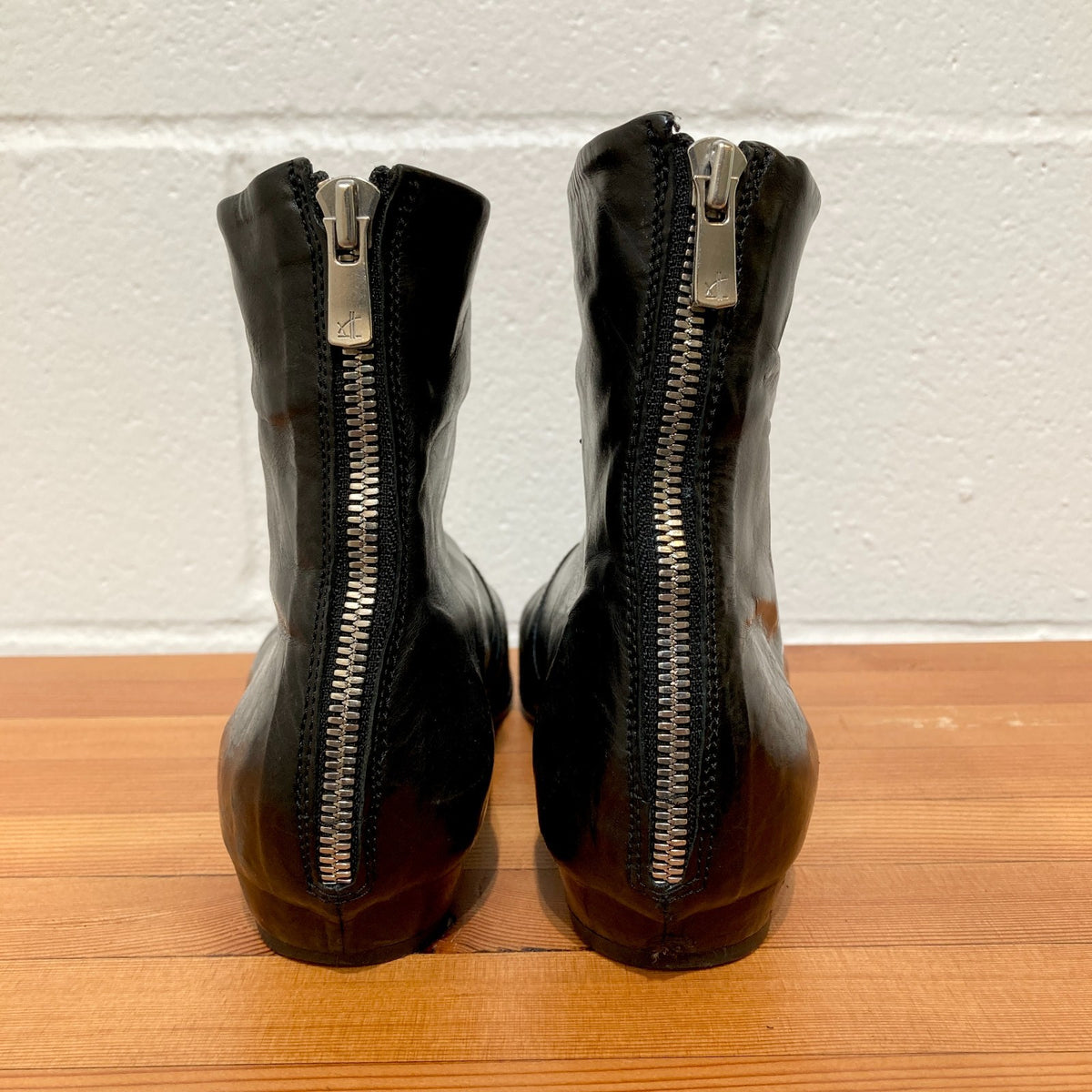 Officine Created Black Leather Wrapped Back Zip Ankle Boots - Sz 37 / 7 - 0818SL