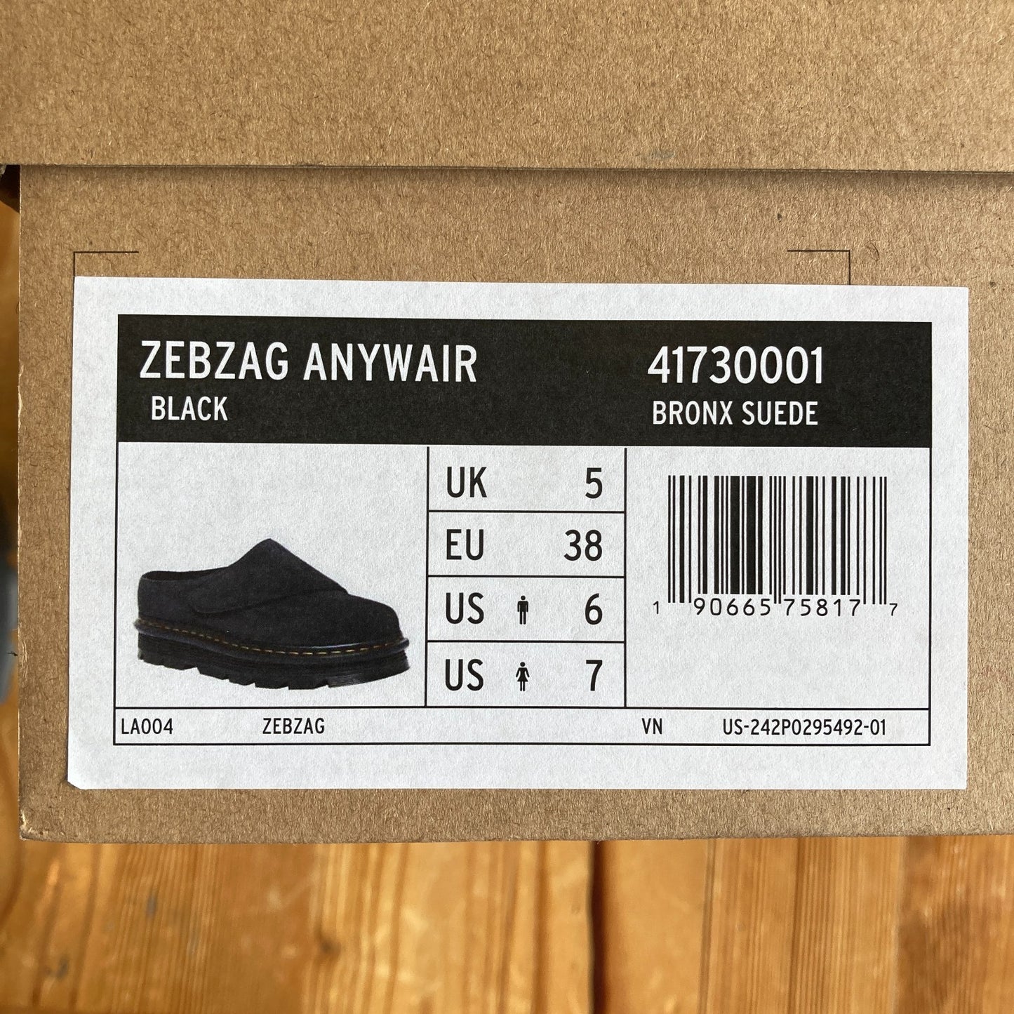 Dr. Martens Black Bronx Suede Zebzag Anywair Mules Shoes w/Box - Size 7 - 0425SV