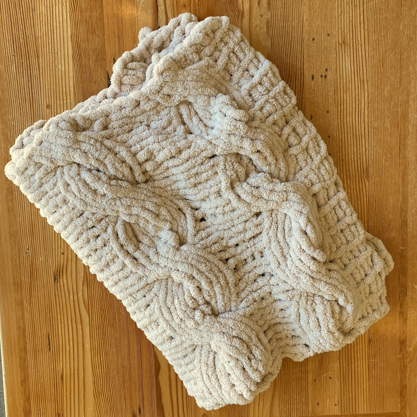 Pottery Barn $179 Off White Plush Colossal Fleece Throw Blanket - 4427SC