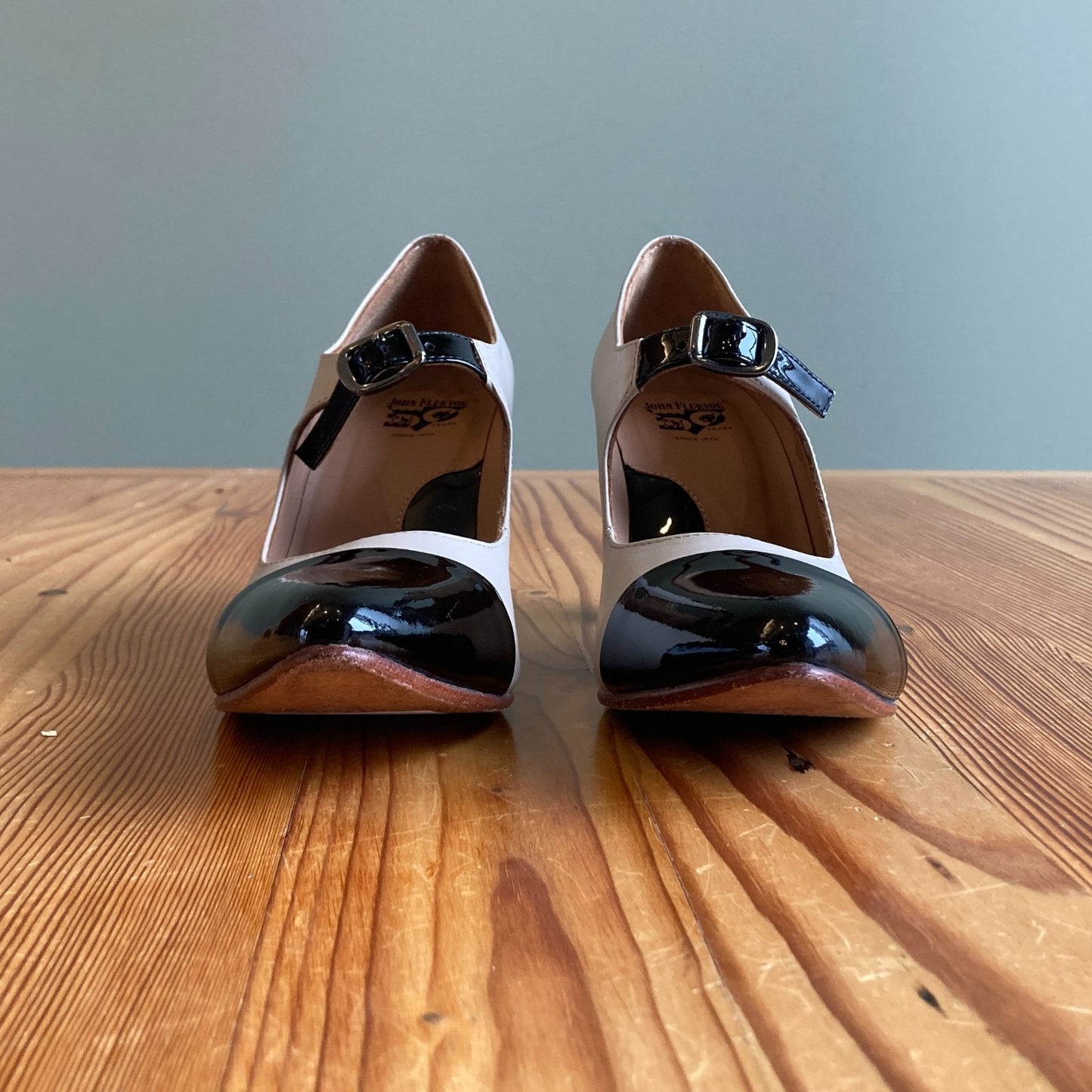 John Fluevog Malala Leather Patent Mary Jane Buckle Pumps EUC Size 6.5 - 0716MD