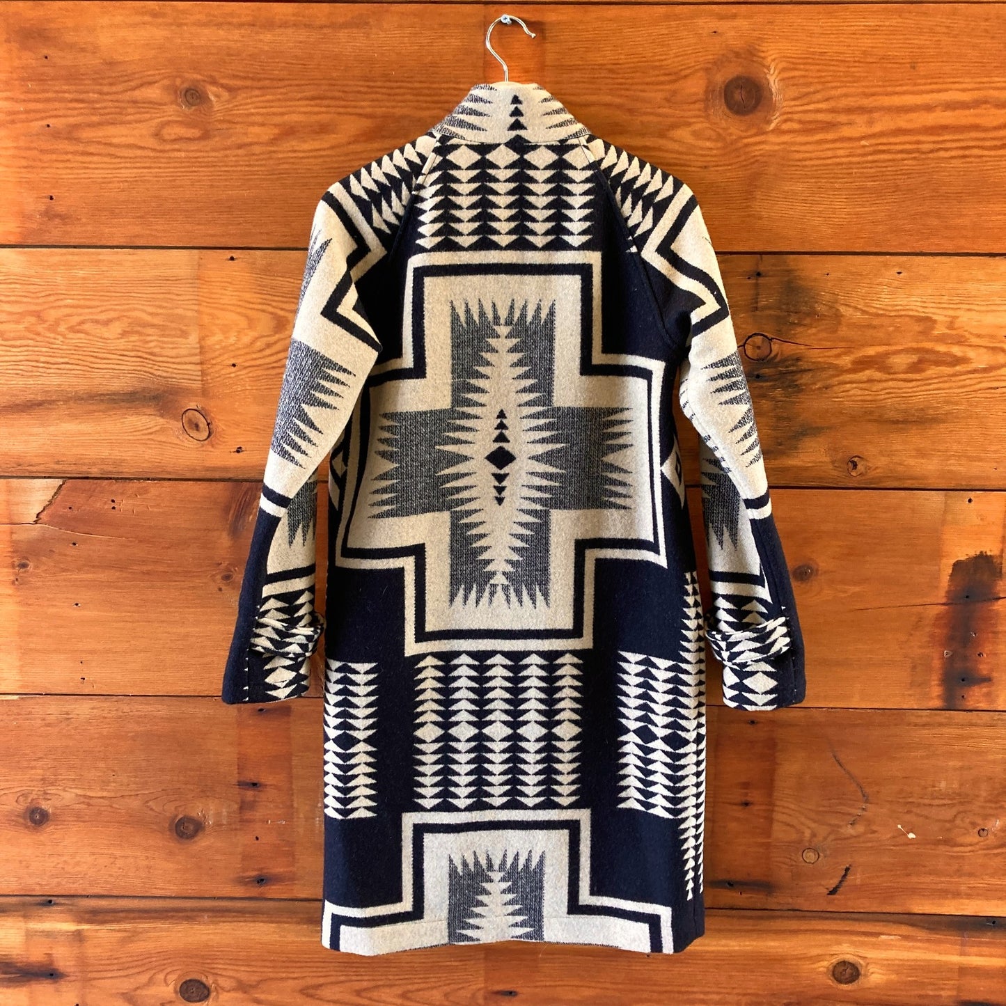 Pendleton $629 Black & Tan Timberline Jacquard Coat - Size XS - NEW - 0318TR