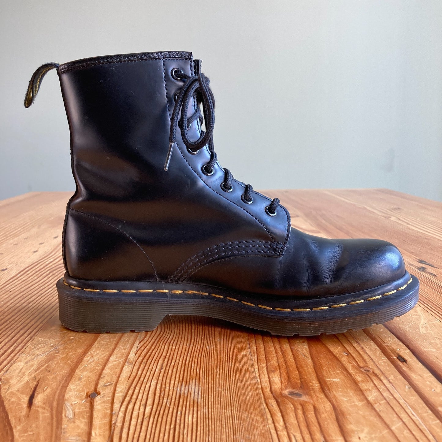 Dr Martens Black 1460 Smooth Leather 8Eye Lace Up Combat Boots - Size 8 - 1206HP