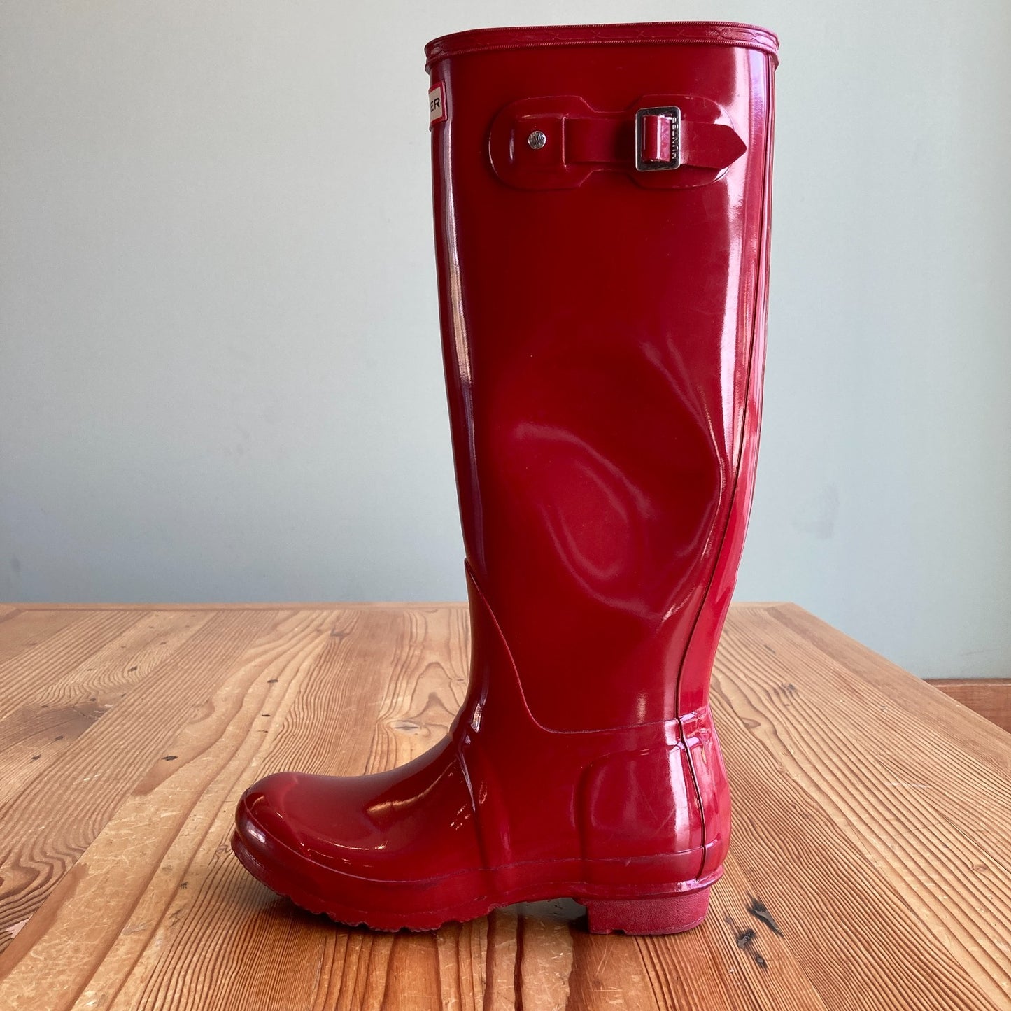 Hunter $190 Military Red Original Gloss Tall Rainboots Boots - Size 8 - 0306CH