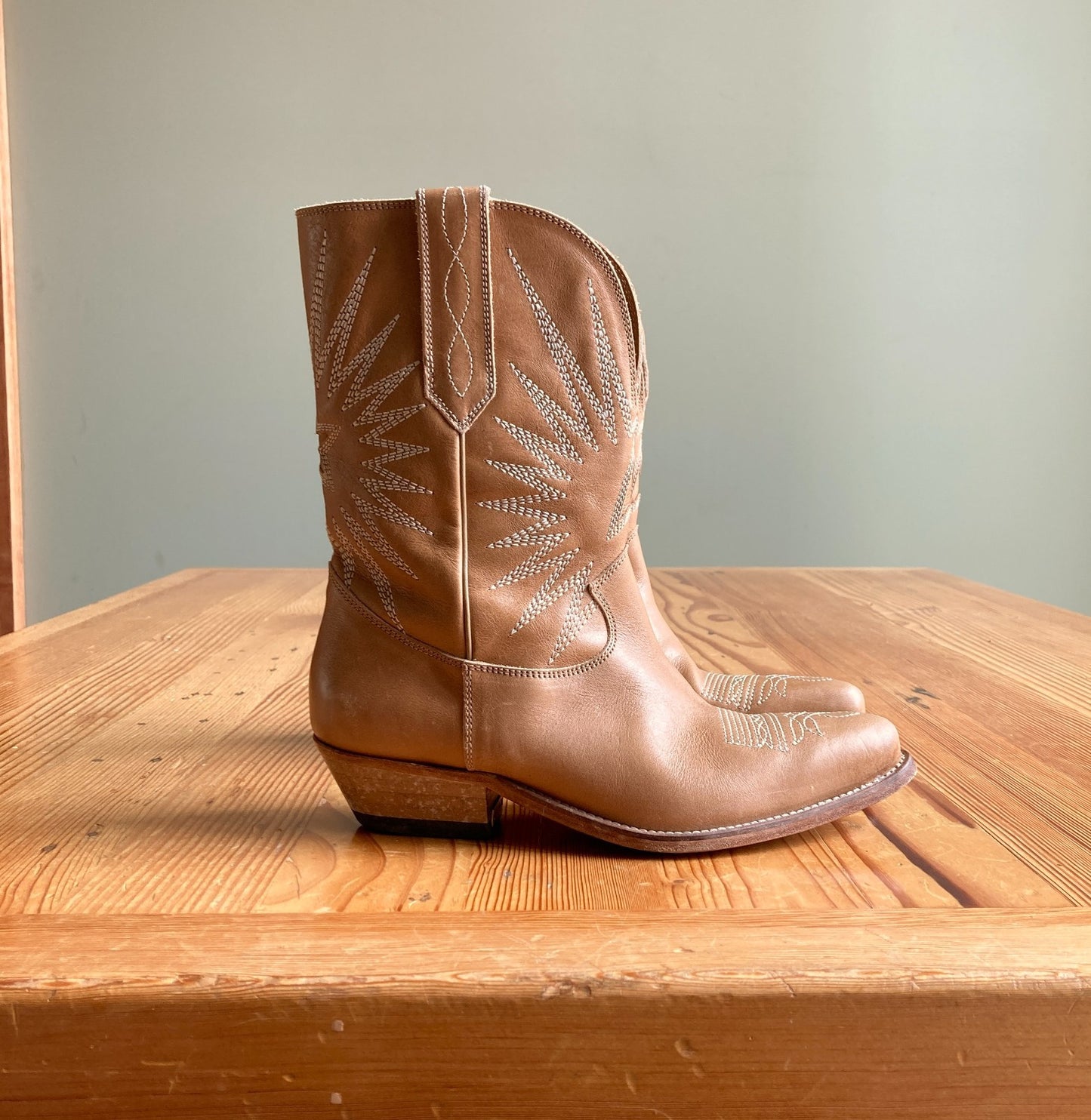 Golden Goose Tan Leather Wish Star Western Limited Series Boots - Sz 39 - 1011SC