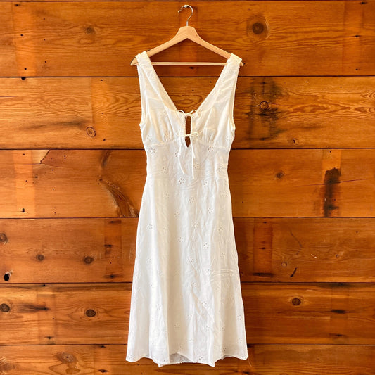 L - NIA $140 White Eyelet Open Back Midi Length Shane Dress NEW 0113TS