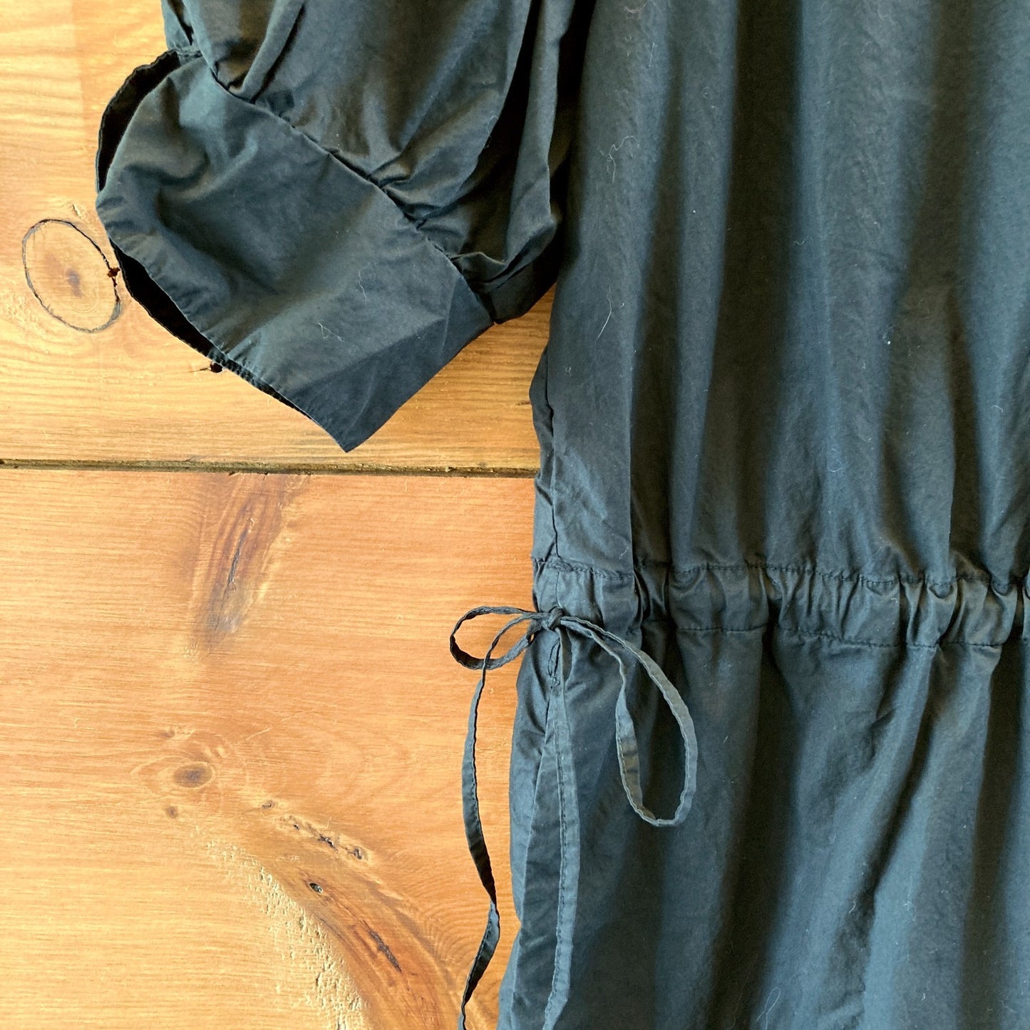 Velvet Graham & Spencer Black Poplin Short Sleeve Midi Dress - Size M - 4427SC