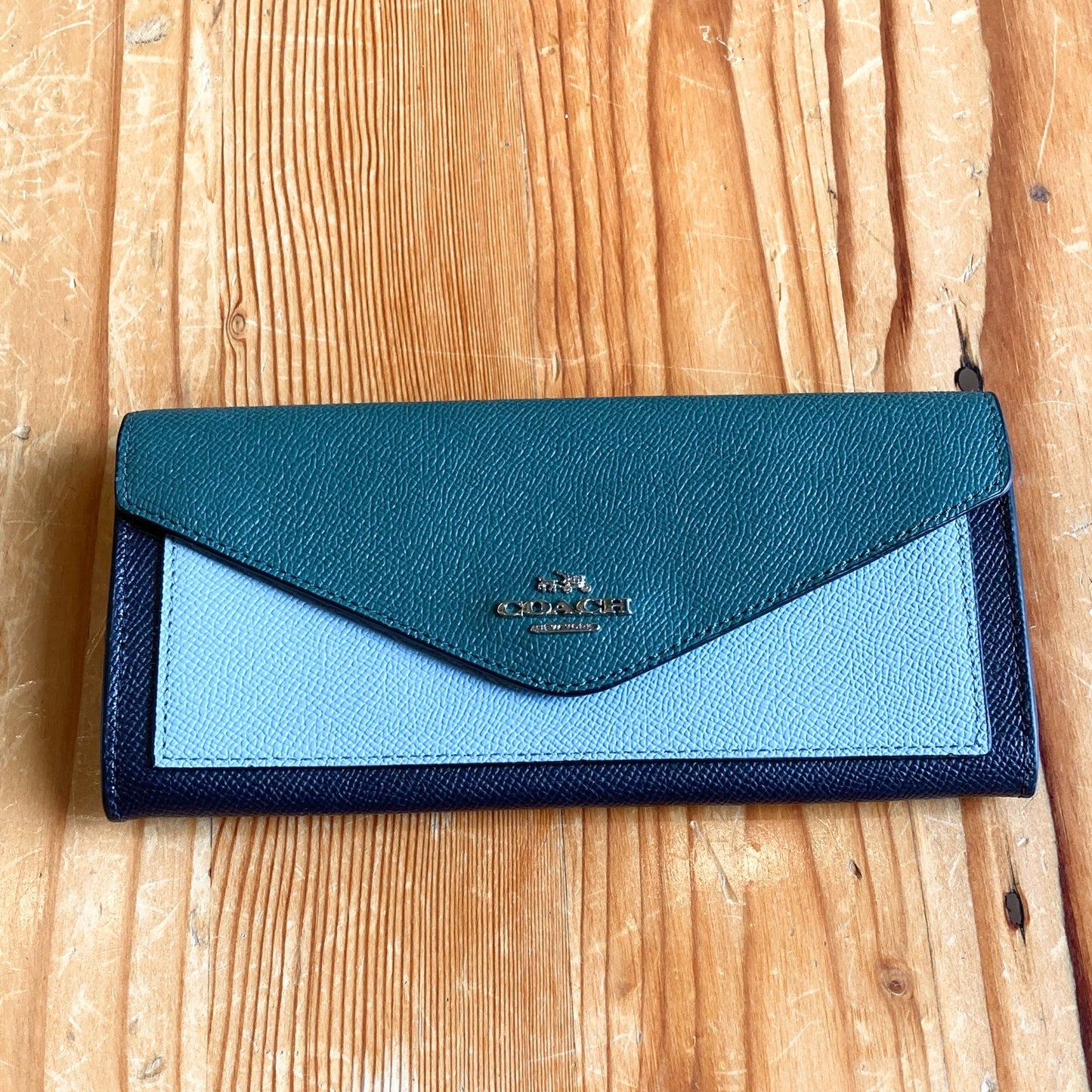 Coach NEW Green Blue Navy Color-block Pebbled Leather Envelope Wallet 0322AS