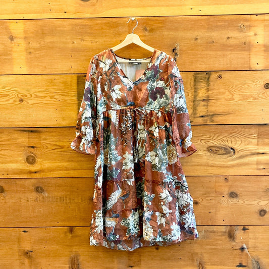 0 / XS - Hemant & Nandita Anthropologie Red Floral V-Neck Midi Dress 1118SM