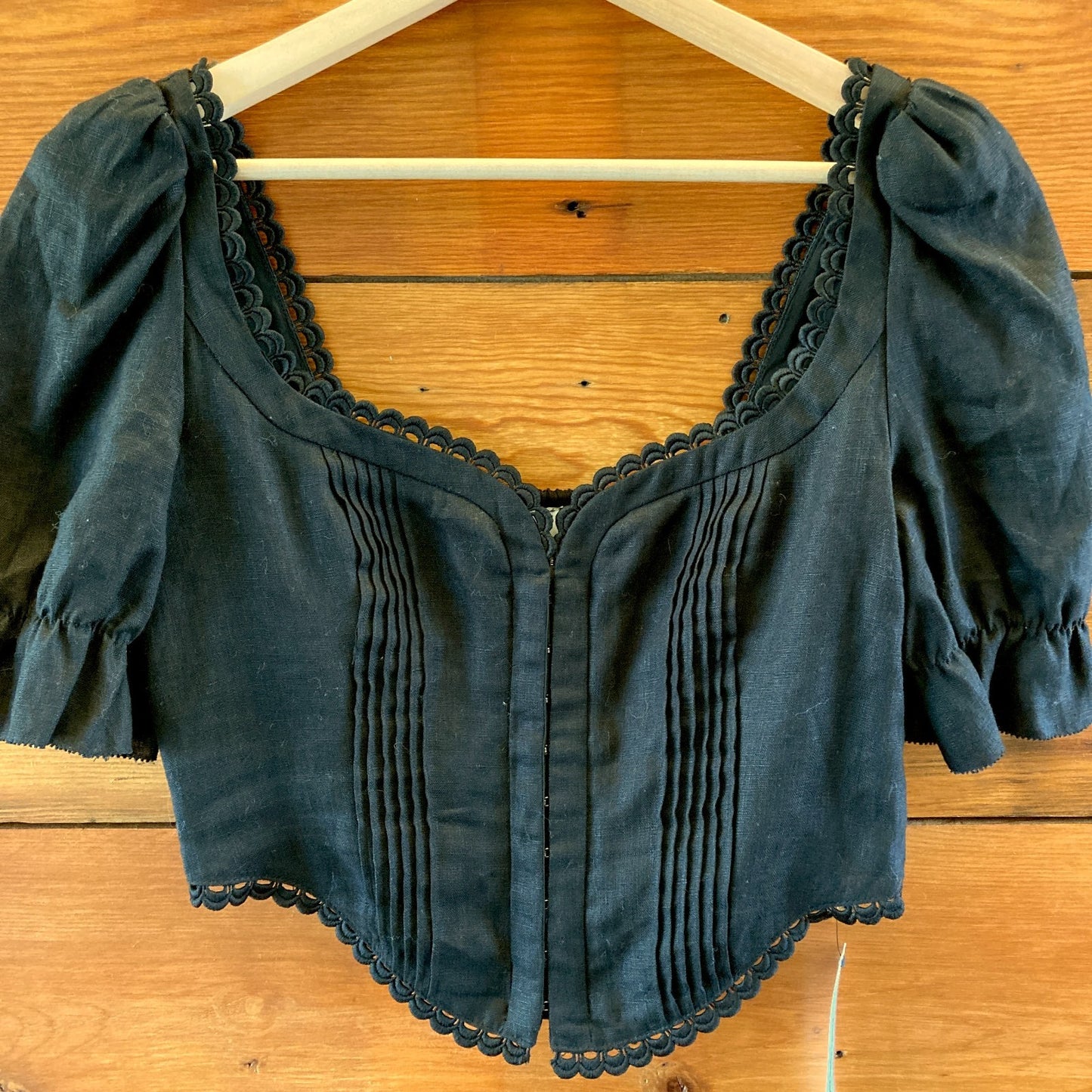 Reformation NEW Black Smocked Simmie Linen Crop Top - Size 8 - 0530EO