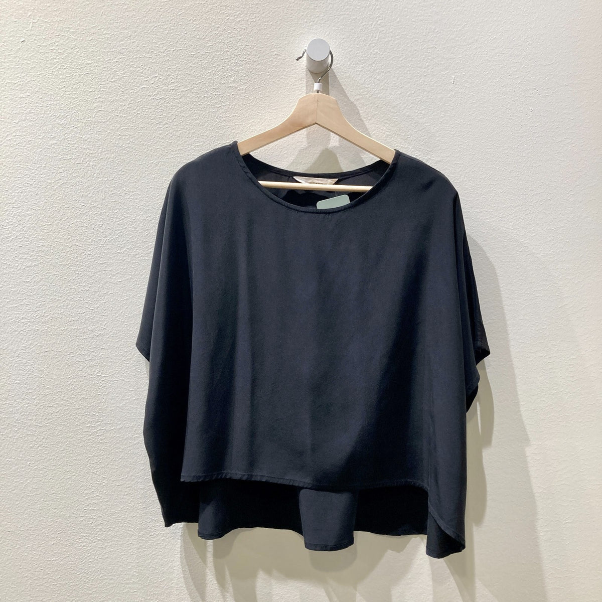 Elizabeth Suzann Black Short Sleeve 100% Silk Linn Top - Size OS - 0124KG