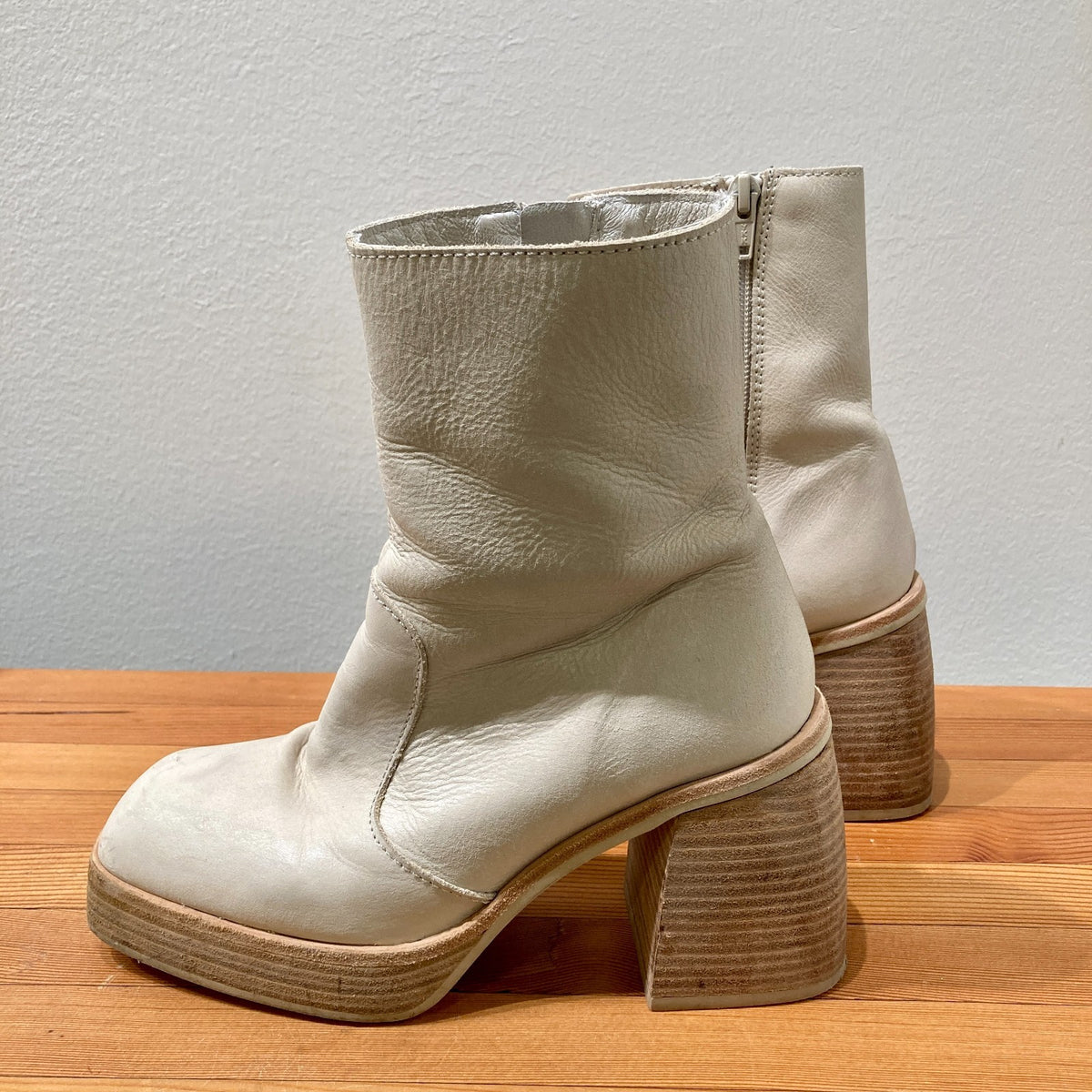 Free People Cream Leather Wood Heel Ruby Platform Boots - Size 36 / 6 - 0312IG