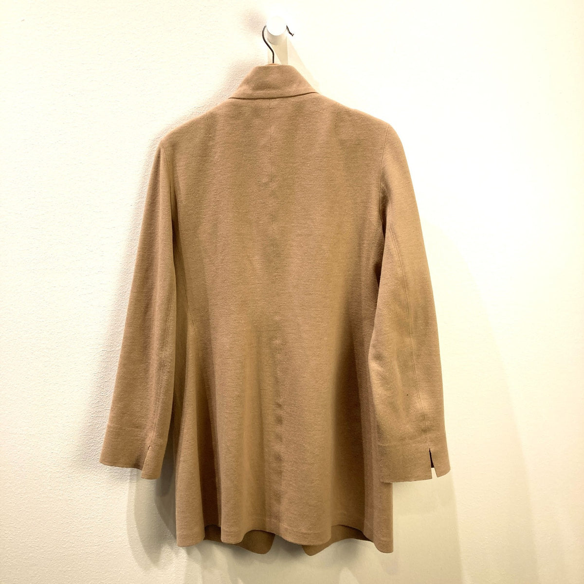 Akris Punto Tan Wool Zip Front Professional Jacket - Size 8 0608BM