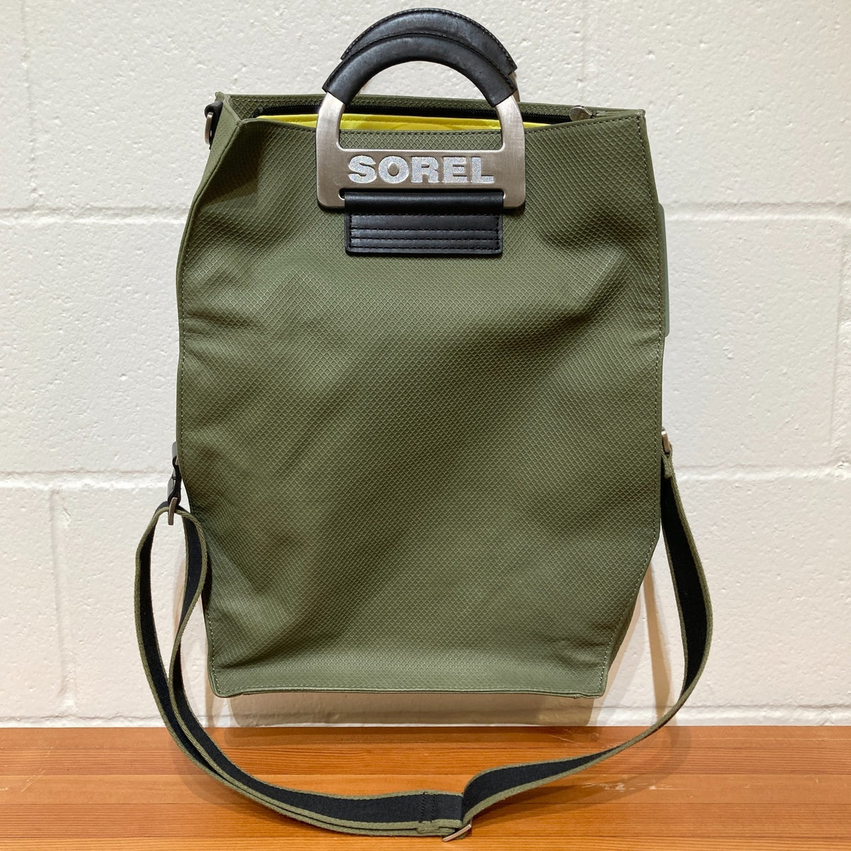 Sorel Green Top Handle Foldover Crossbody Changeable Strap Bag - 0905SC