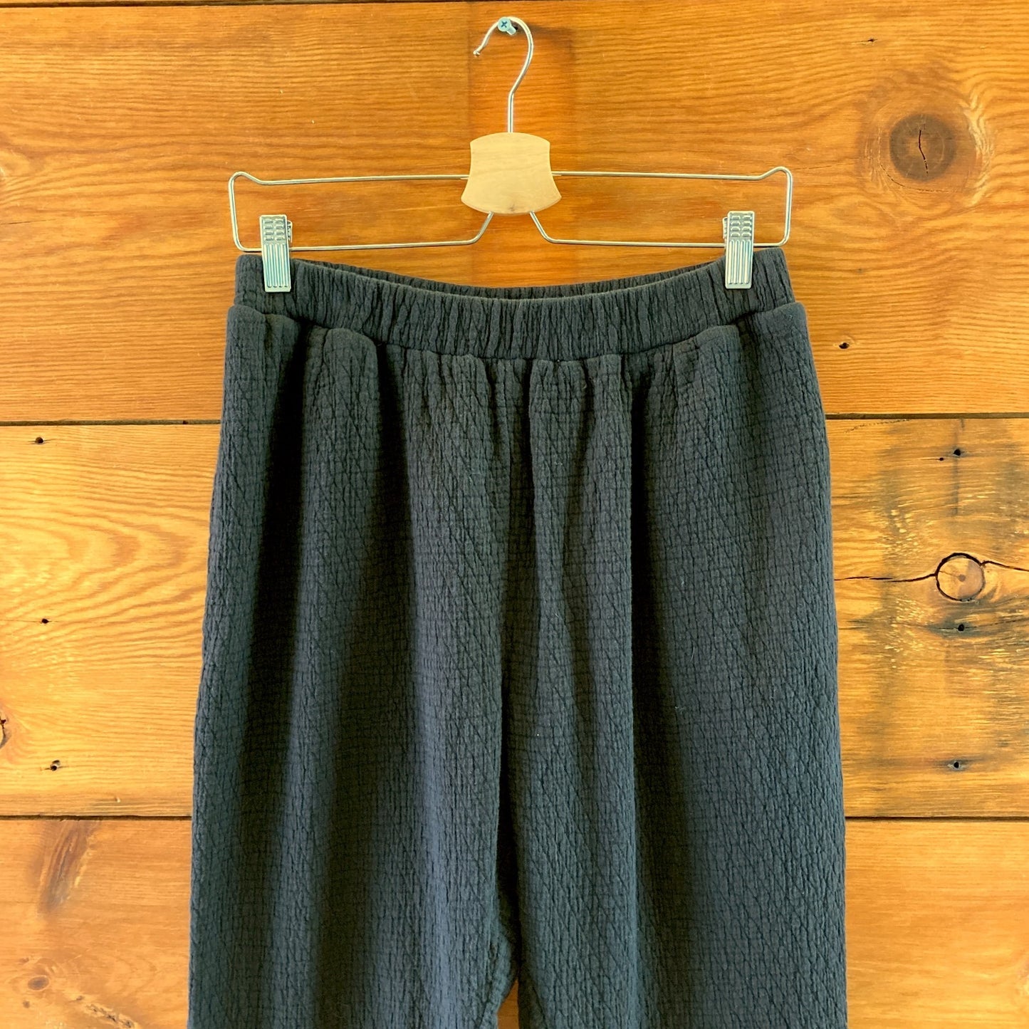 Black Crane Black Gauze Textured Pull-on Elastic Waist Pants - Size M - 0627LH