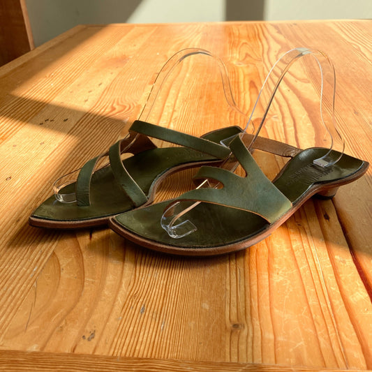 Cydwoq Green Leather Cut Out Handmade Kitten Heel Shoes - Size 37 / 7 - 1002SU