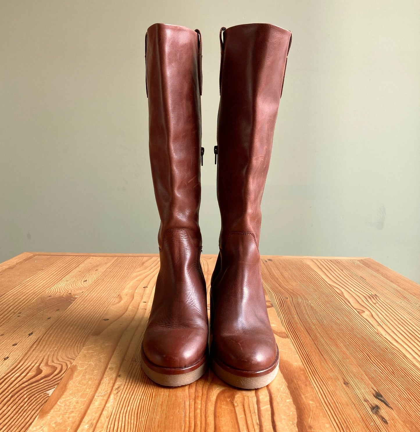 Anthropologie Brown Leather Gum Heel Knee High Boots - Size 39 / 8.5-9 - 0618AS