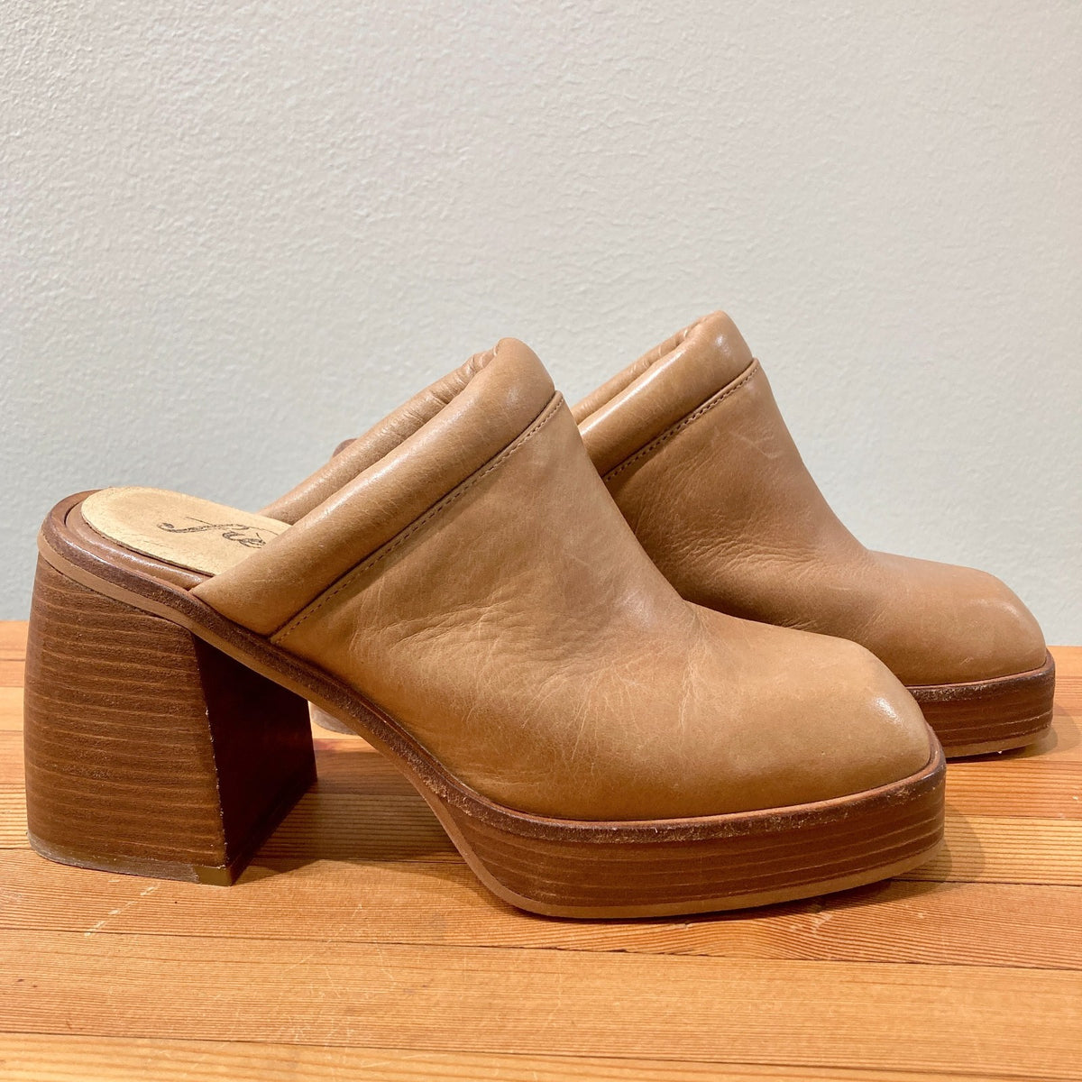 Free People Tan Ruby Platform Mule Slip On Heels Shoes - Size 36 / 6 - 0312IG