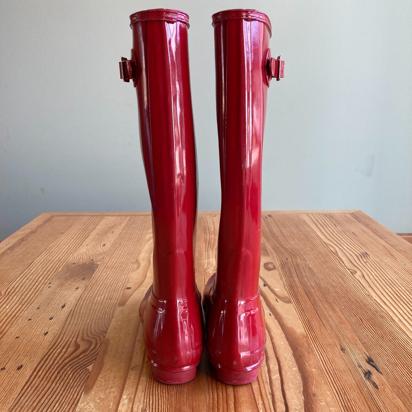 Hunter $190 Military Red Original Gloss Tall Rainboots Boots - Size 8 - 0306CH