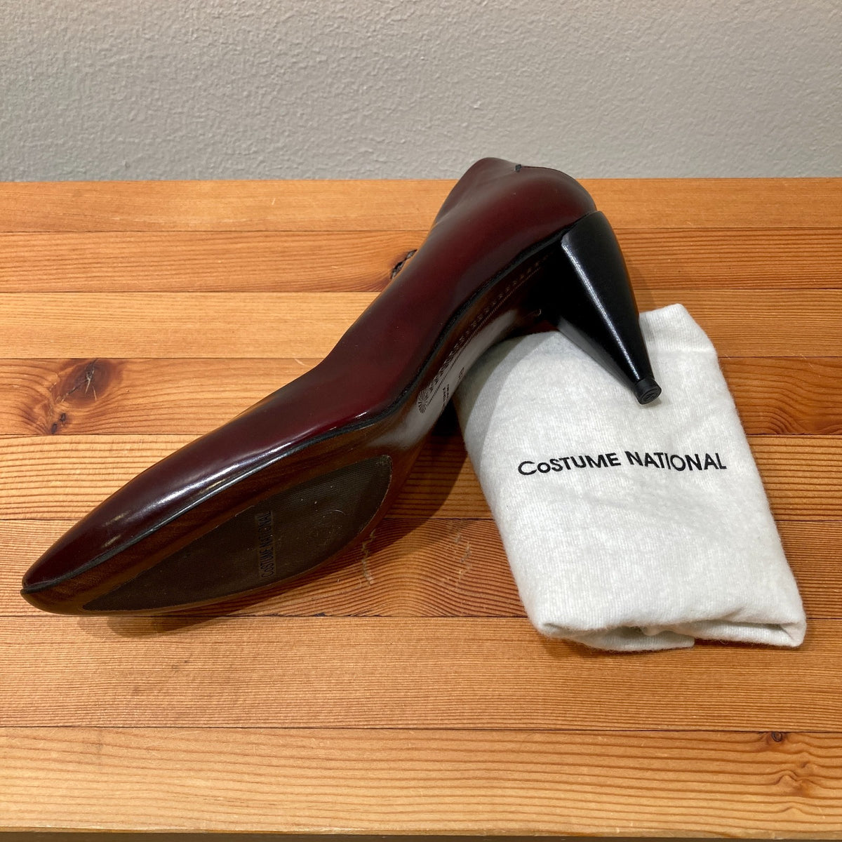 Costume National Oxblood Leather Pointed Toe Heels - Size 38 / 8 - NEW - 1122CT