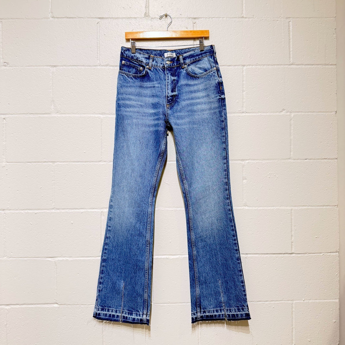 Anine Bing $229 Medium Wash Front Slit Roxanne Jeans - Size 30 - NEW - 1103ES