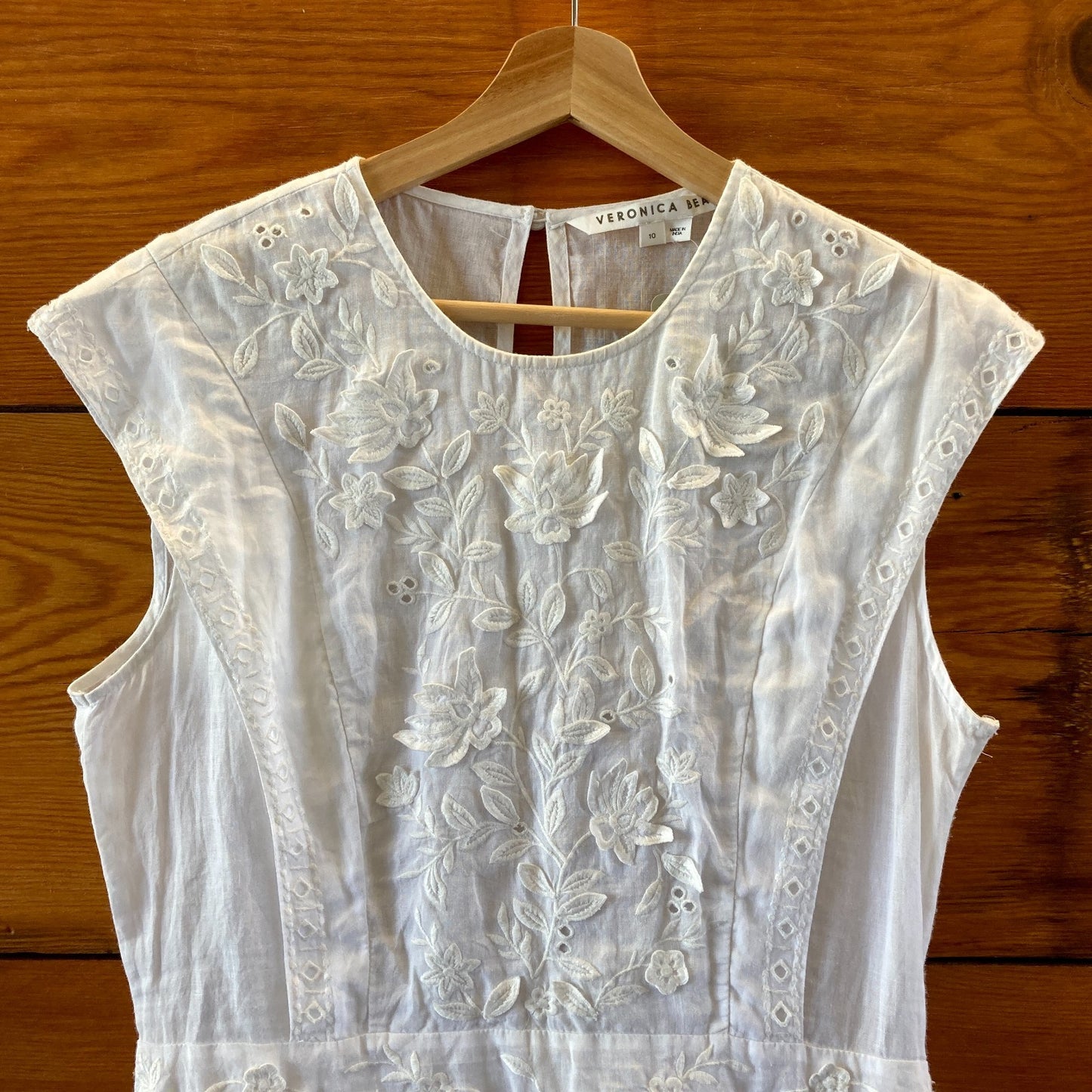 Veronica Beard White Embroidered Sleeveless Kerison Dress - Size 10 - 0617RF