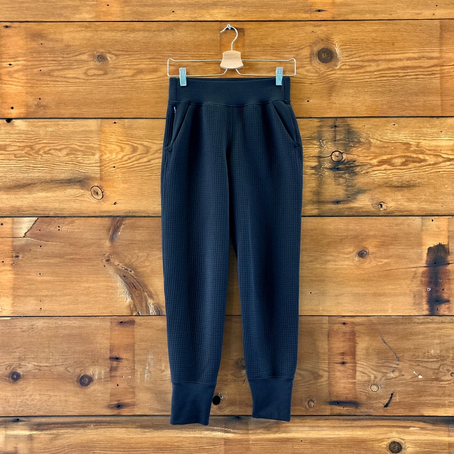 Lululemon Black Waffle Texture Pull-On Athletic Jogger Pants - Size 4 - 0428LR