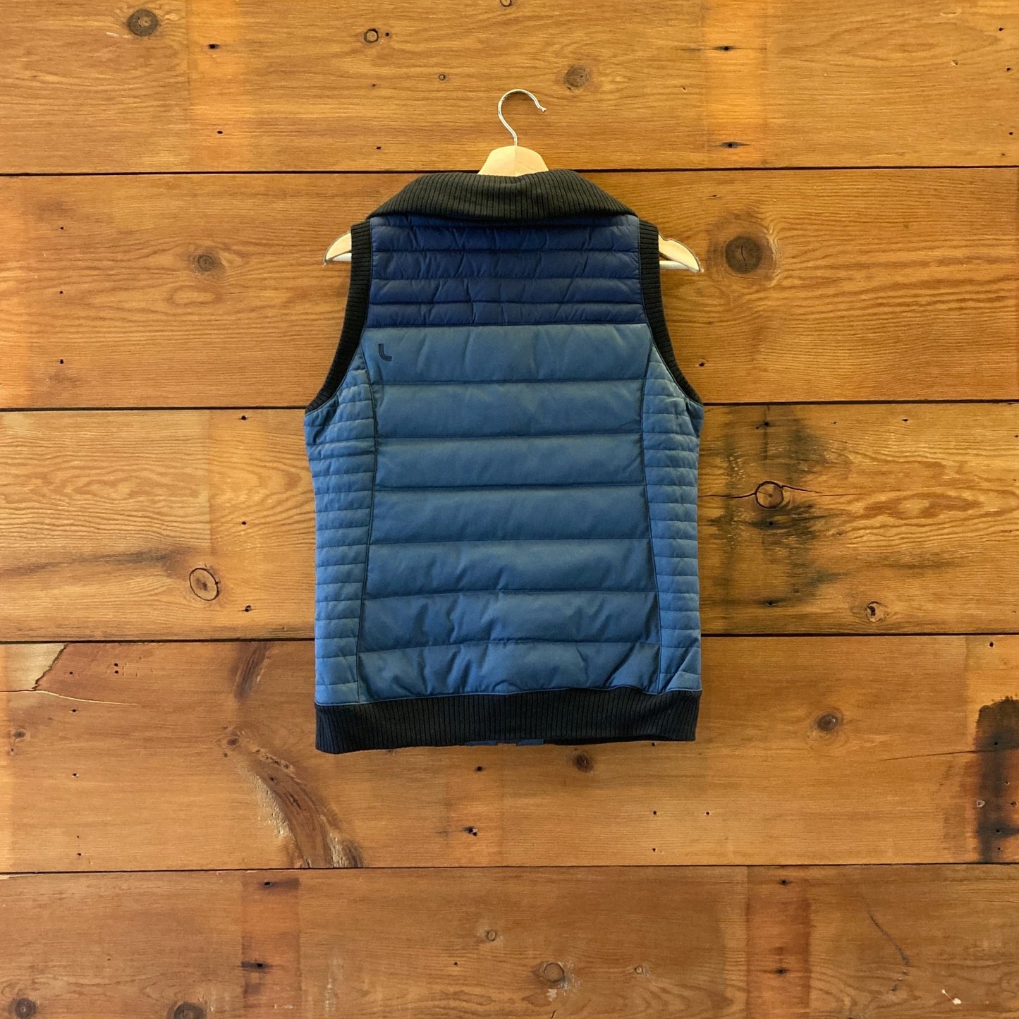 M - Lole $200 Navy Blue Nights Zip Up Brooklyn Puffer Vest NEW 1226MT
