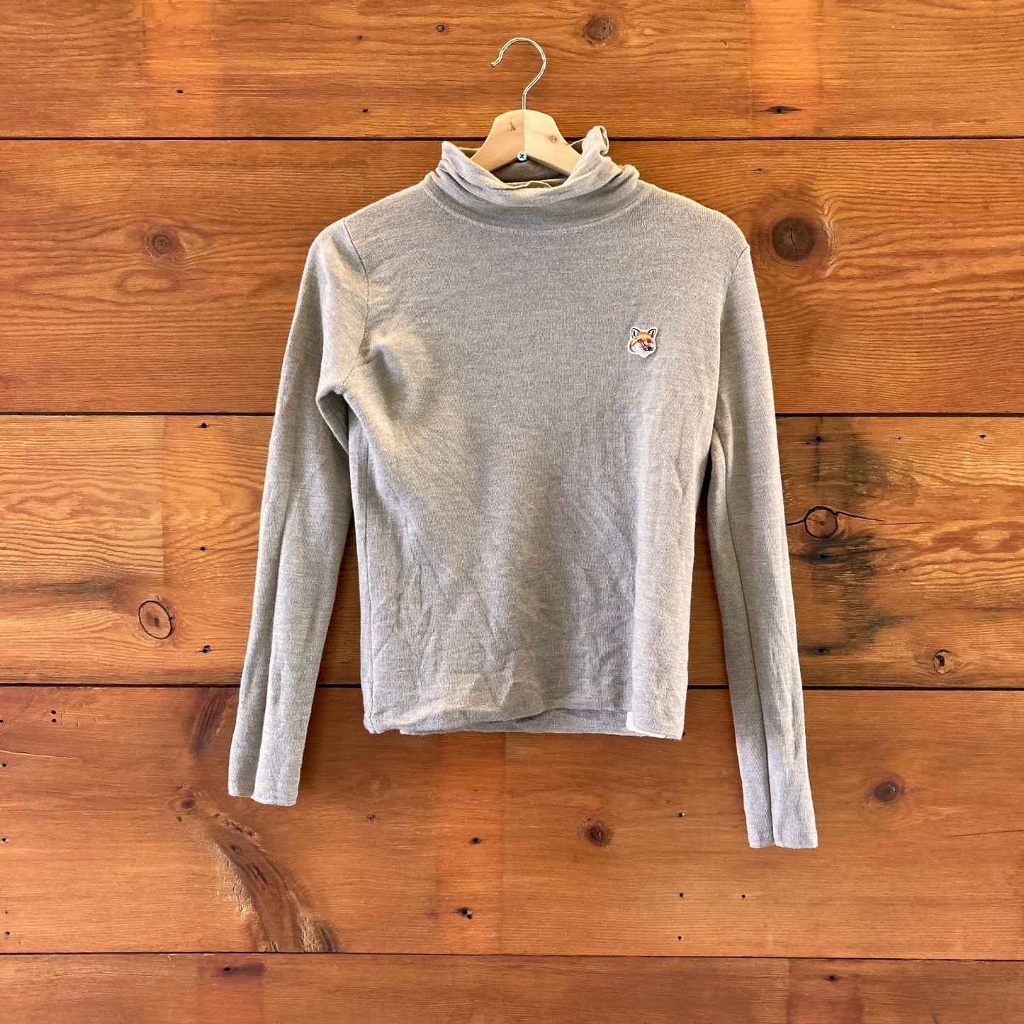 S - Maison Kitsune Tan Wool Long Sleeve Turtleneck Fox Head Patch Sweater 1008RA