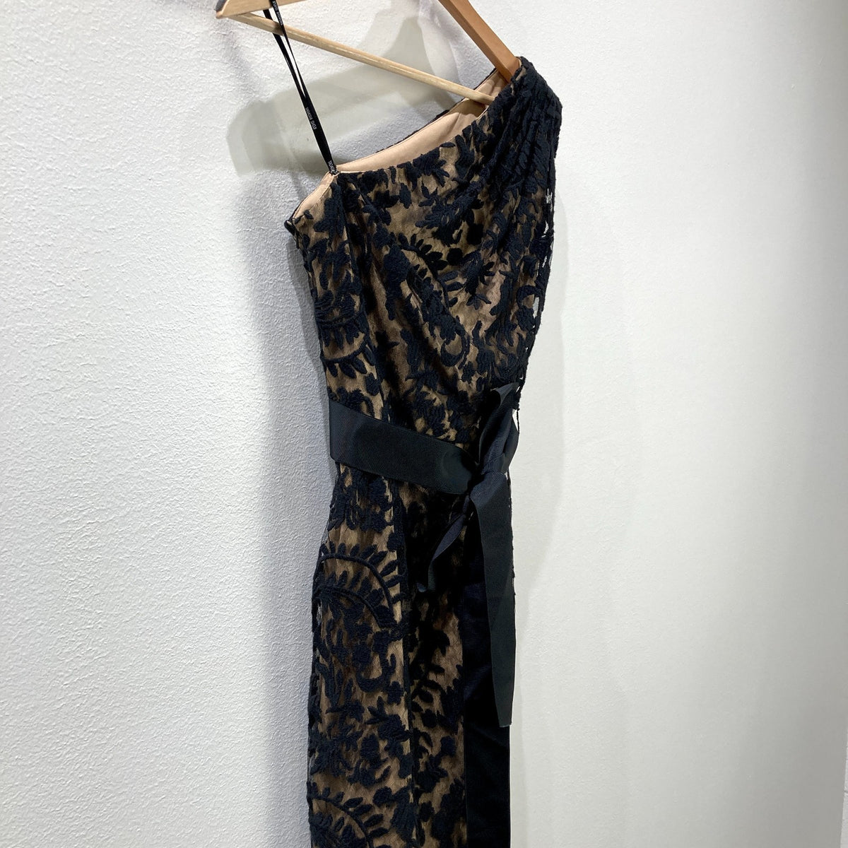 Tadashi Shoji Black & Tan Lace Overlay One Shoulder Dress - Size 4 - 1114LH