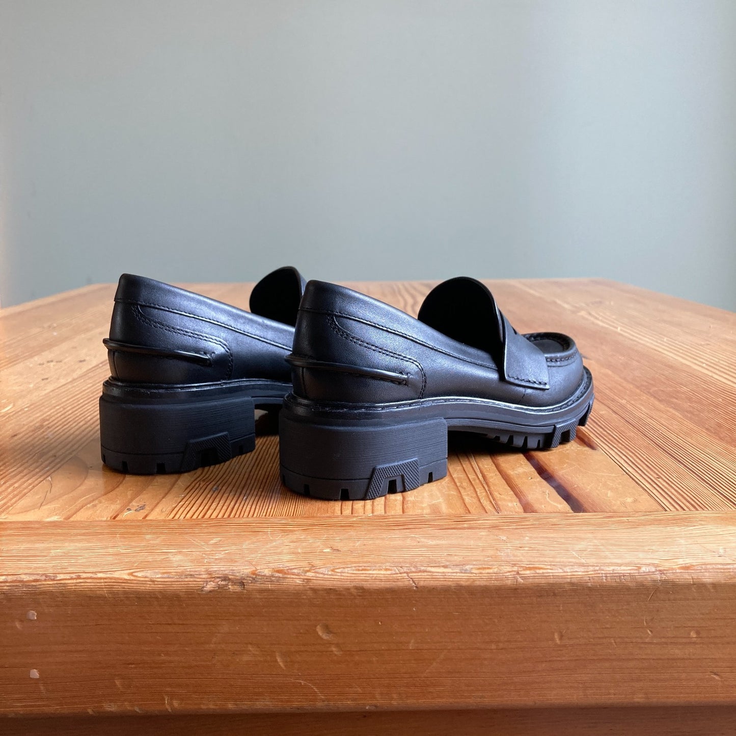 Rag & Bone Black Leather Shiloh Lug Sole Penny Loafers Shoes - Size 35 - 0607HL