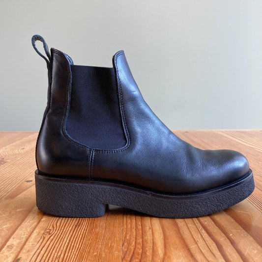 Koio Black Pull-On Leather Chelsea Ankle Boots - Size 38 - 1214CM