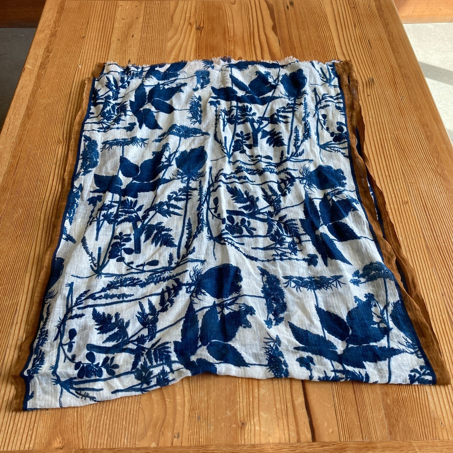 Epice Paris Blue White Floral Print Linen Blend Scarf - 4427SC