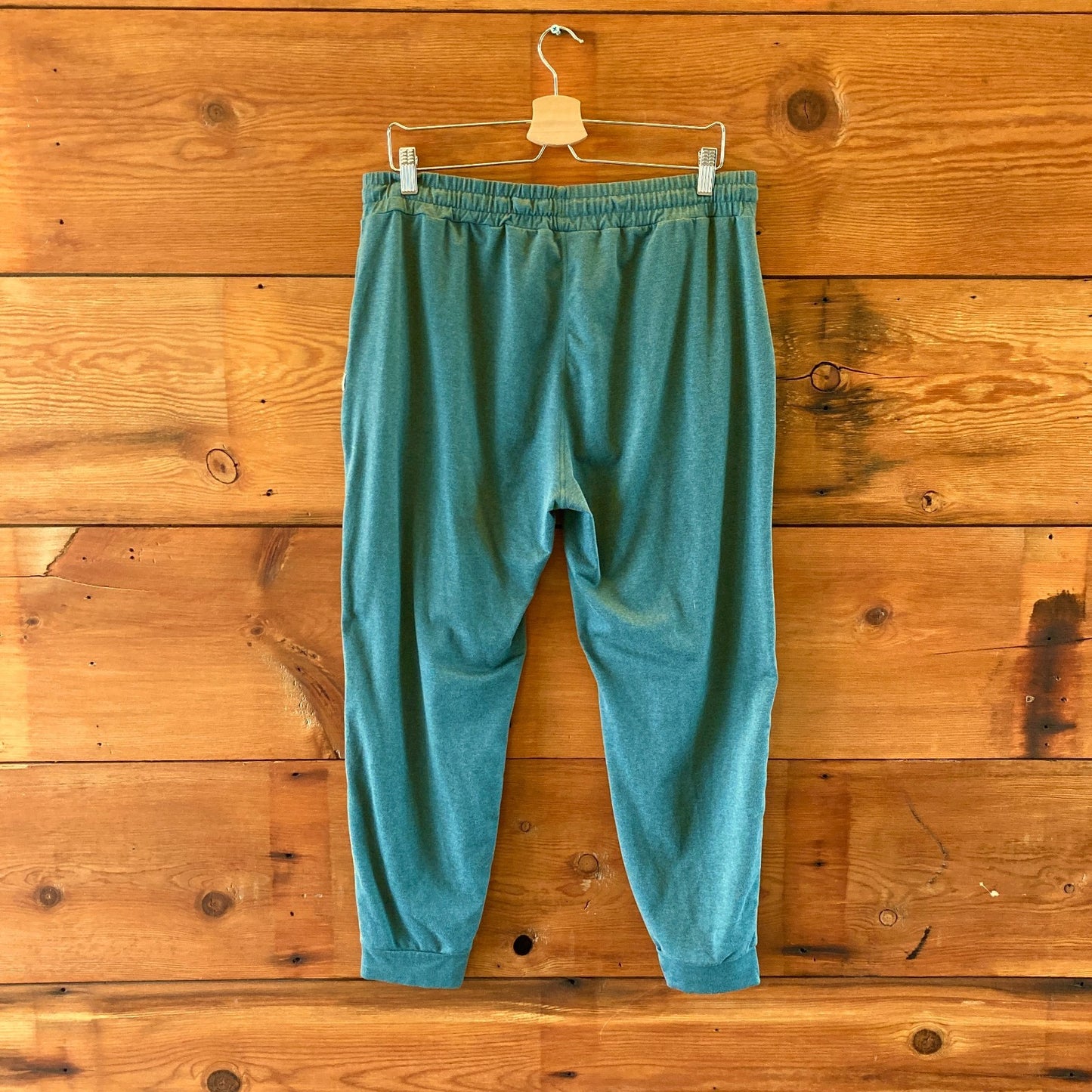 Vuori Green Performance Jogger Womens Athletic Pants - Size XL - 0322MA
