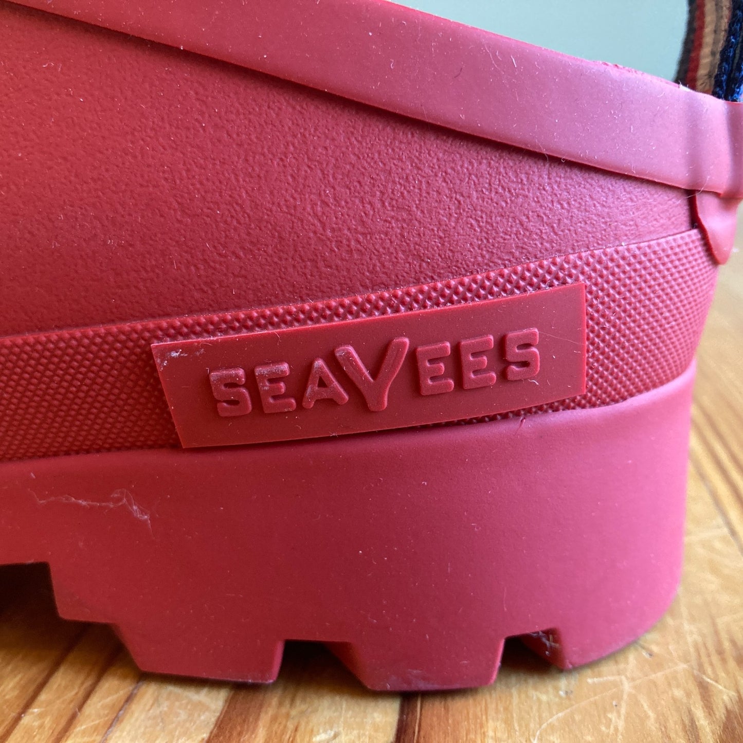 Seavees Tomato Red Rubber Bodega Clog Shoes w/ Box - Size 8 - 0415AU
