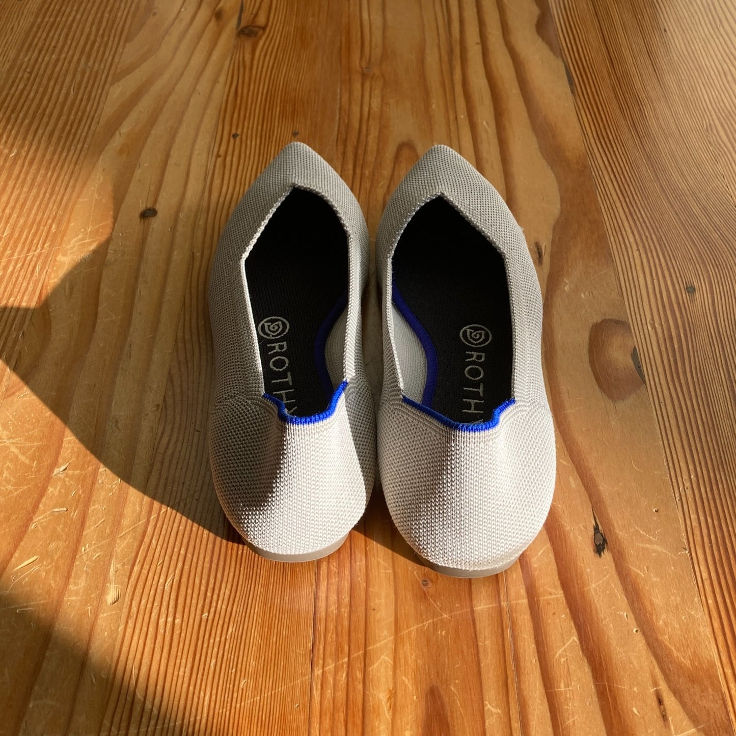 7.5 - Rothy's Light Gray Pointed Toe Flats Slip On Knit Comfort Shoes 0609CM