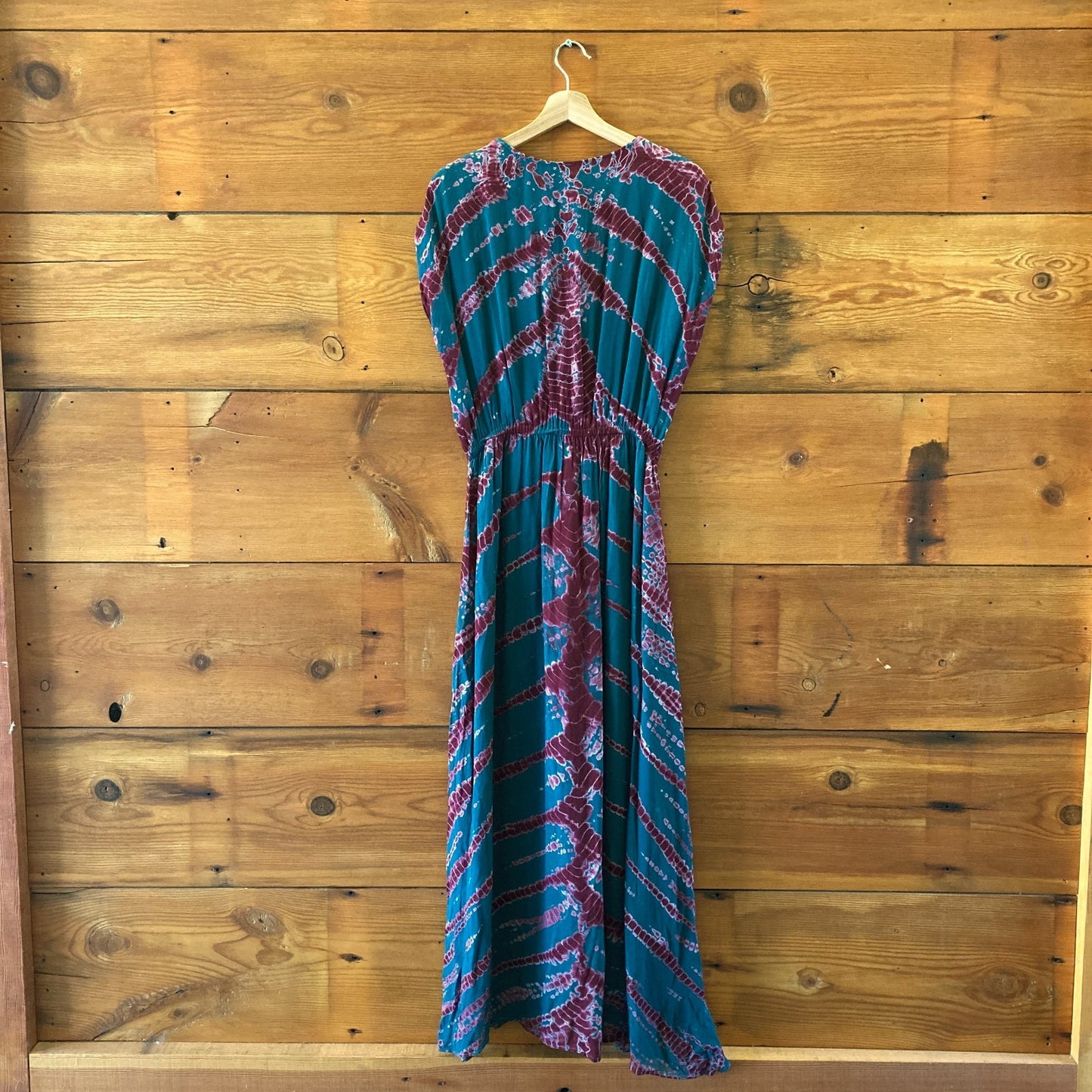 YFB Young Fabulous & Broke Tie Dye V-Neck Maxi Dress - Size L - 1207JS