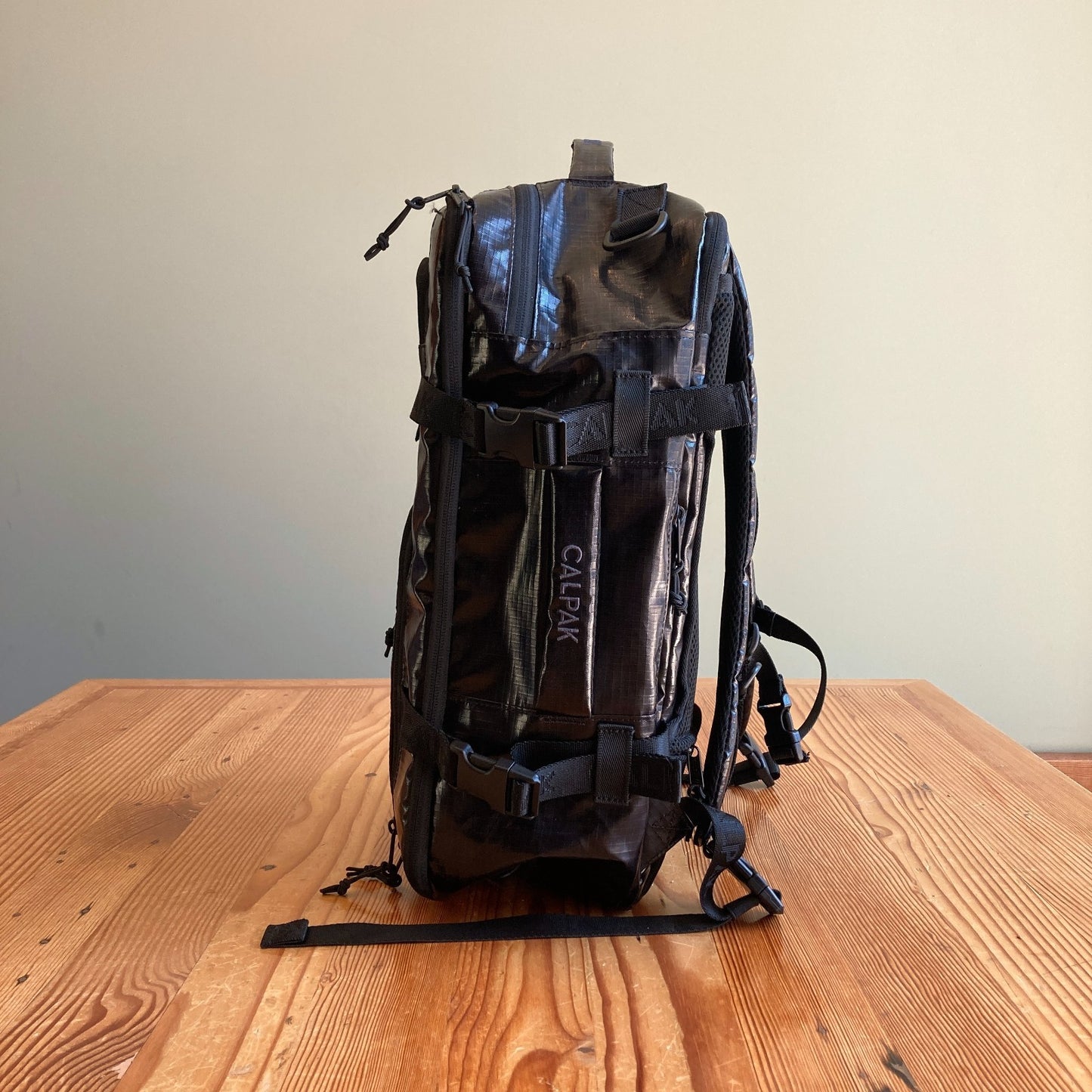 Calpack $198 Black Matte Obsidian Terra 26L Laptop Duffle Backpack - 4427SC
