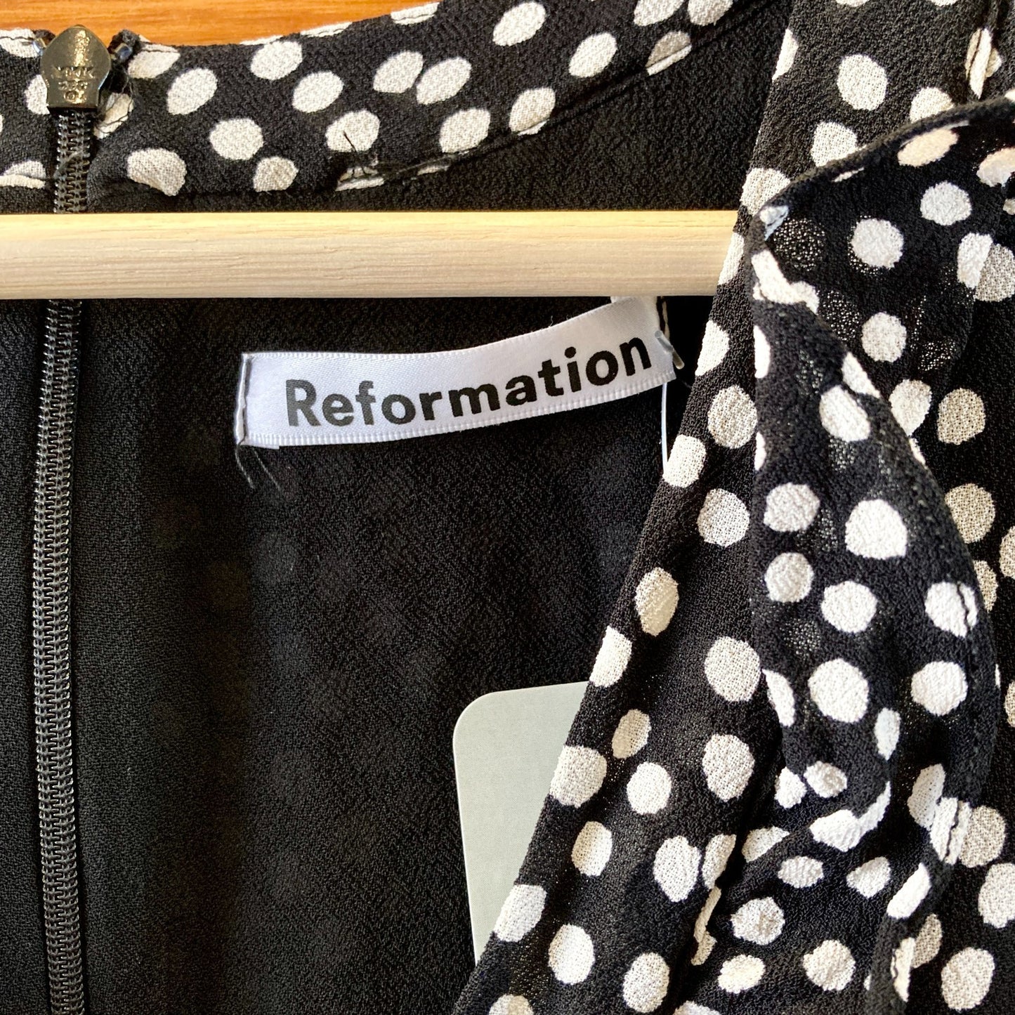 Reformation Black & White Dotted Pattern Short Sleeve Midi Dress - Sz 8 - 0102BW