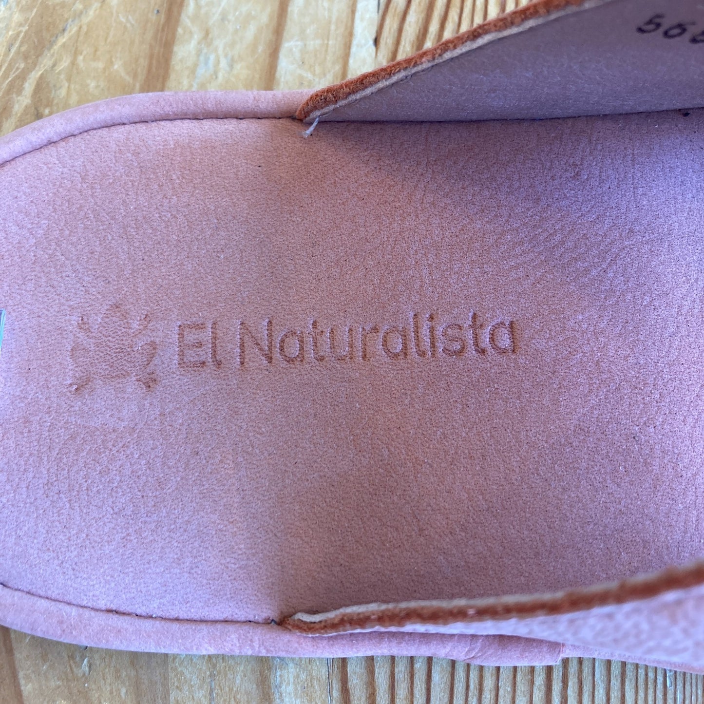 El Naturalista Salmon Pink Leather Bare Sandals NEW w/ Box - Size 37 - 0627LH