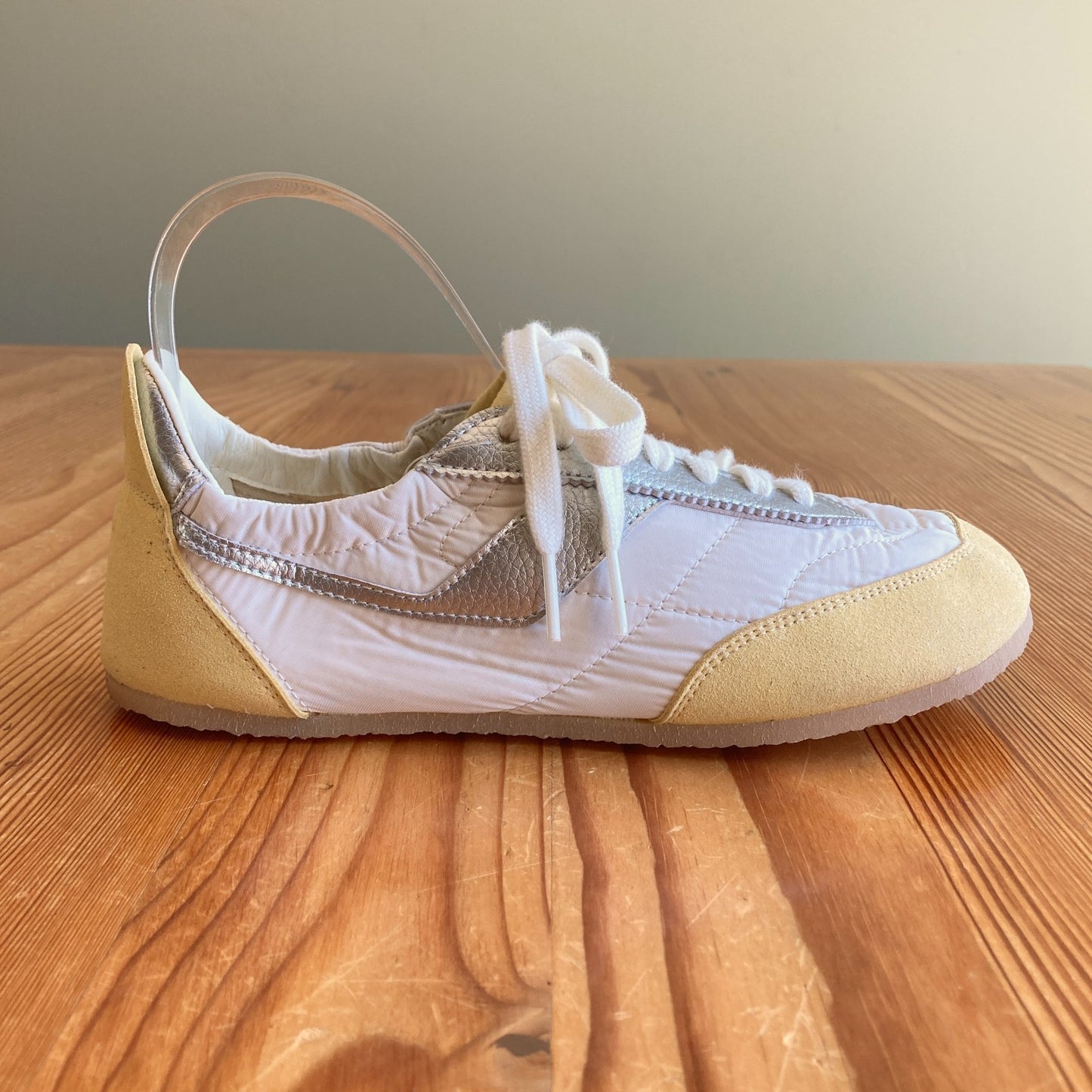 Libertas Barefoot $225 White Silver Barellina Sneakers Shoes - Size 7 - 1107MB