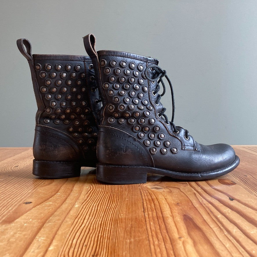 Frye Burnished Black Jenna Disc Laced Combat Studded Boots - Size 7.5 - 0731GH