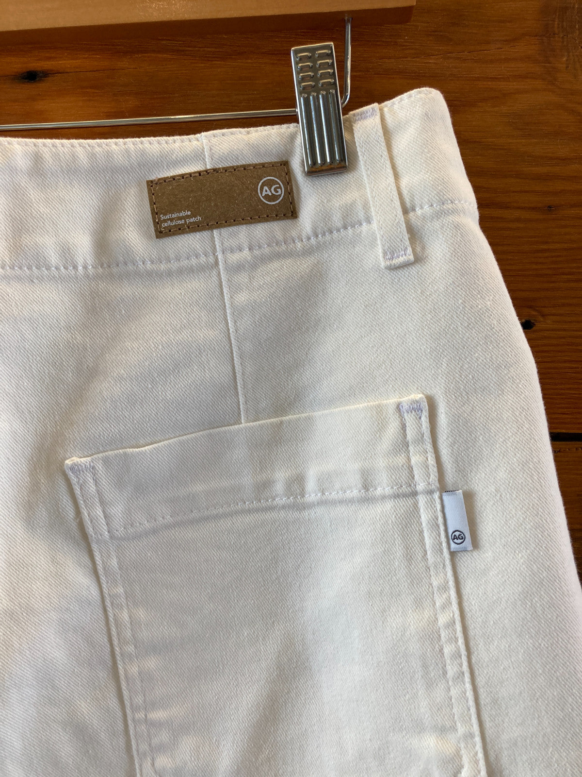 AG Adriano Goldschmied $235 Powder White Natasha Jeans - Size 28 - NEW - 4427SC
