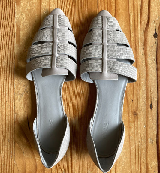 Vince Light Gray Fisherman D'orsay Neves Sandals Shoes - Size 7 - 0531AF