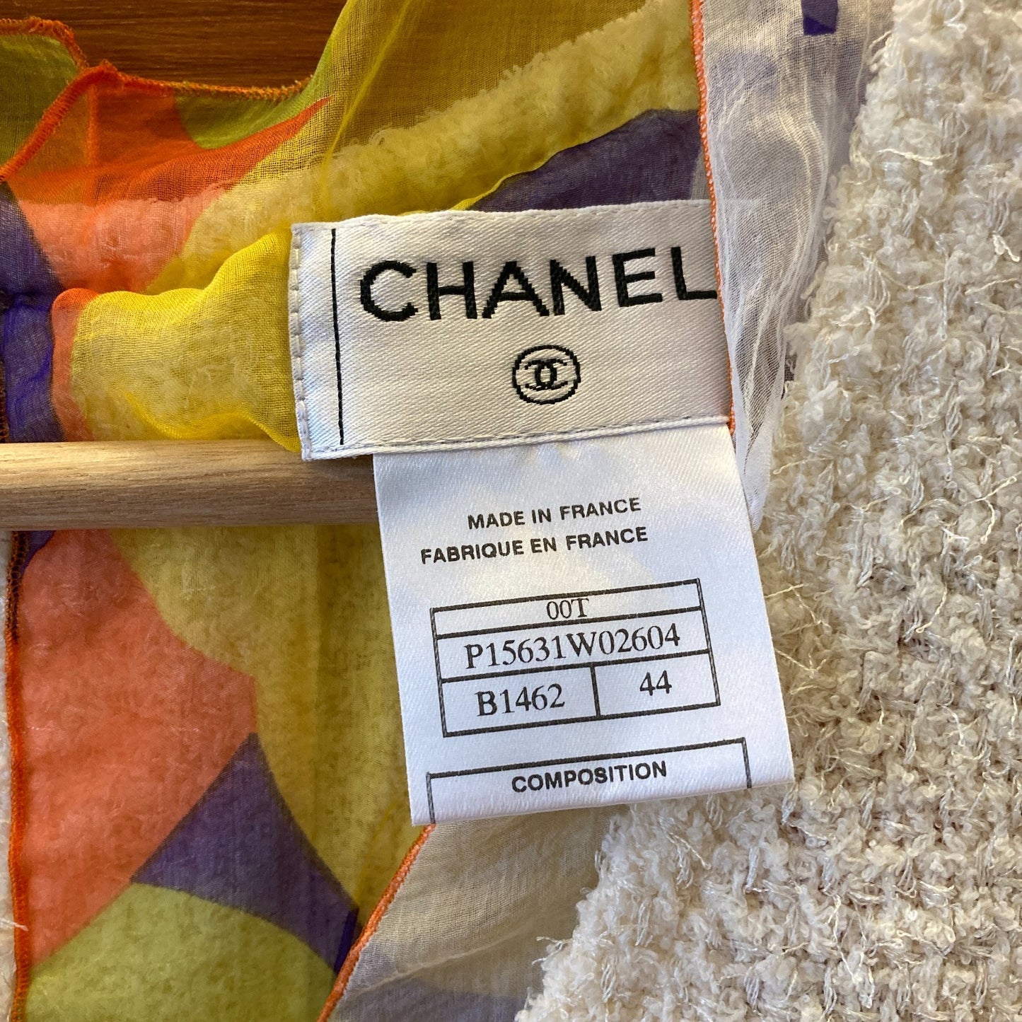 44/M - Vintage Chanel Ivory Tweed & Silk 3 Piece Skirt Suit Set *EUC 1227EL