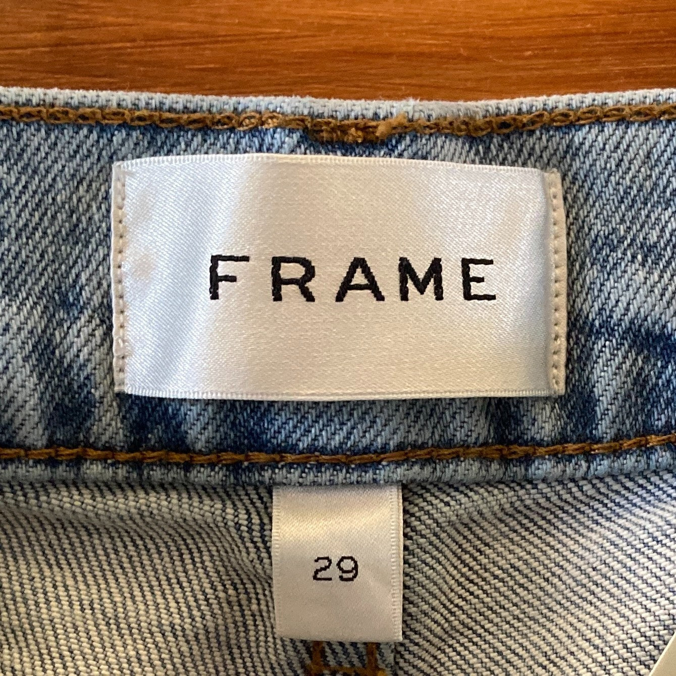 Frame Light Dolly Wash The Borrowed Straight Leg Jeans - Size 29 - 4427SC