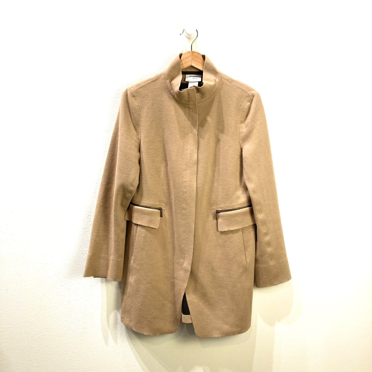 Akris Punto Tan Wool Zip Front Professional Jacket - Size 8 0608BM