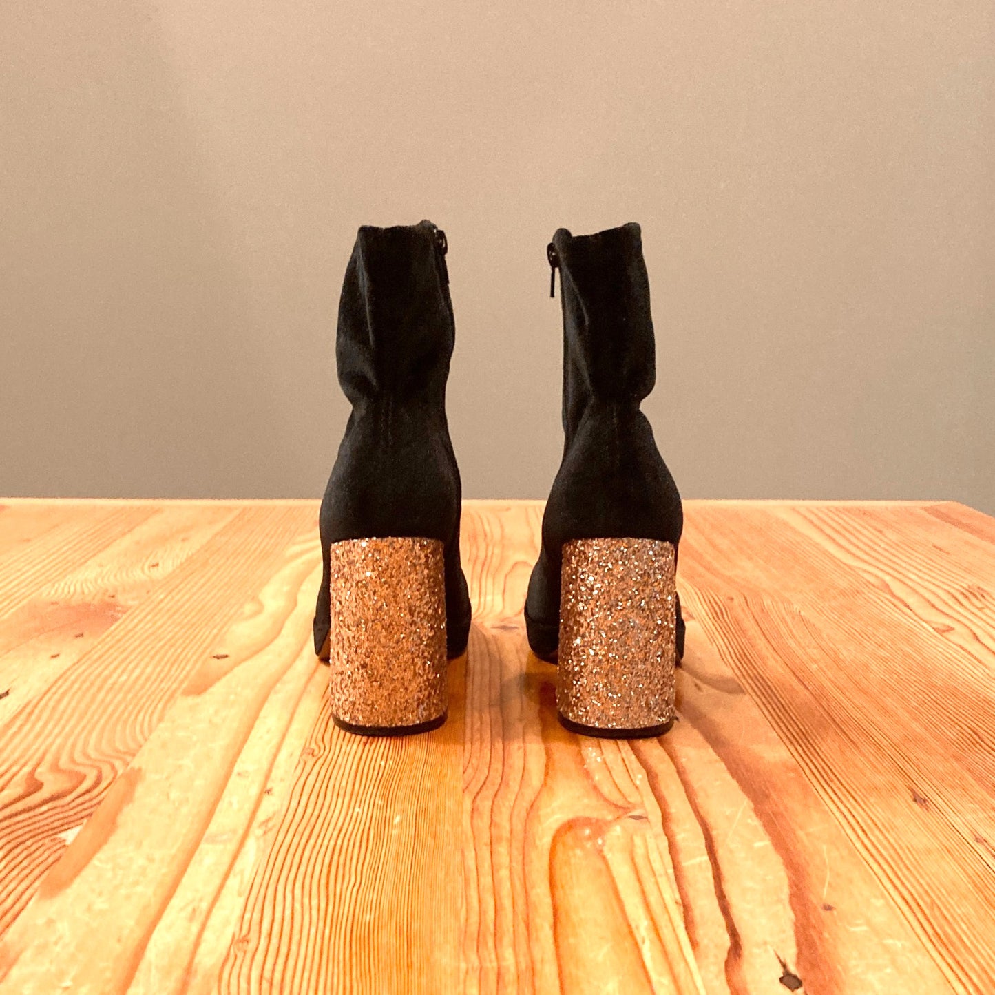 6.5 - Betsey Johnson Black Velvet Gold Glitter Heel Matcha Booties Boots 0816CW