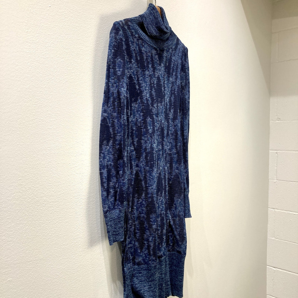 A Detacher Indigo Knit Turtleneck Long Sleeve Midi Length Dress - Sz S - 0313AH